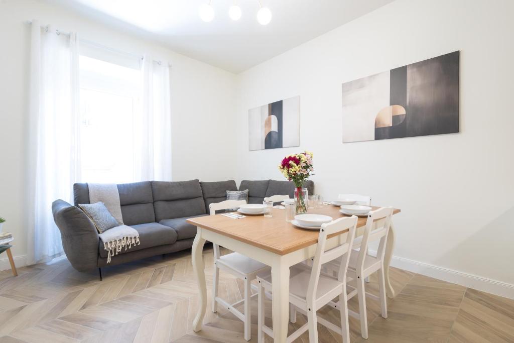 NINA'S HOUSE - Monti Residences