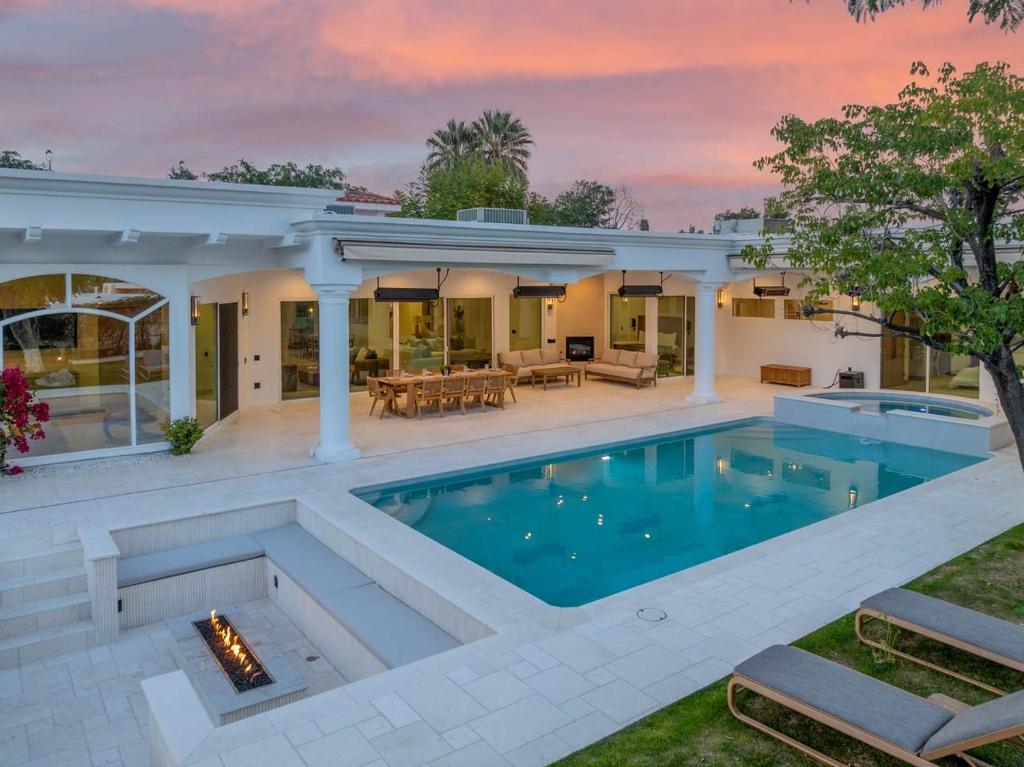 Luxury 6br Palm Springs Retreat With Private Pool Spa Palm Springs luxury-6br-palm-springs-retreat-with-private-pool-spa-palm-springs