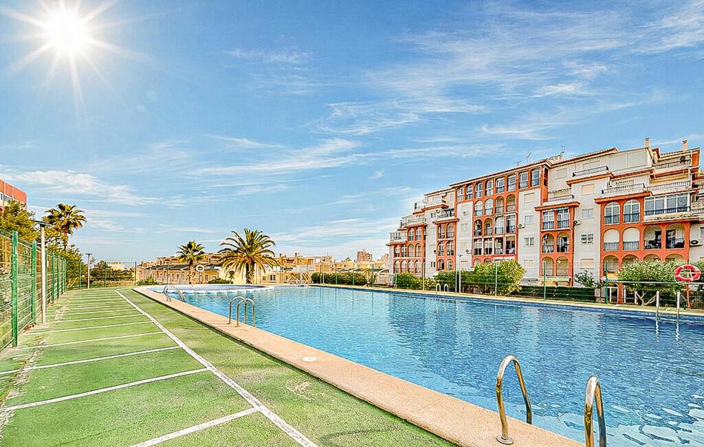 2 Bedroom Lovely Apartment In Torrevieja