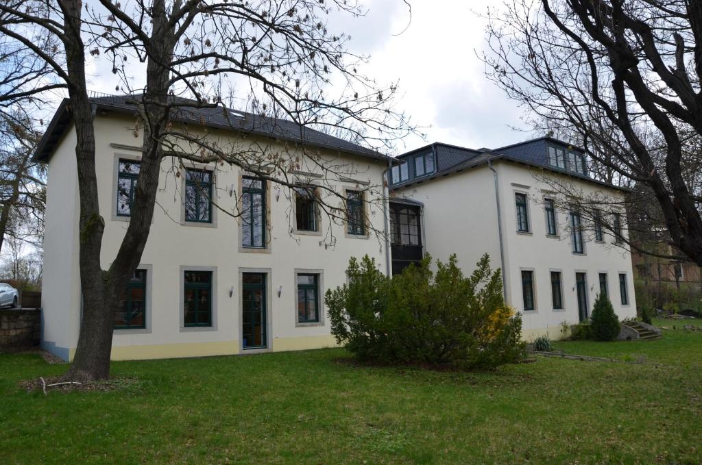 Budova, kde se penzion – hostinec nachází