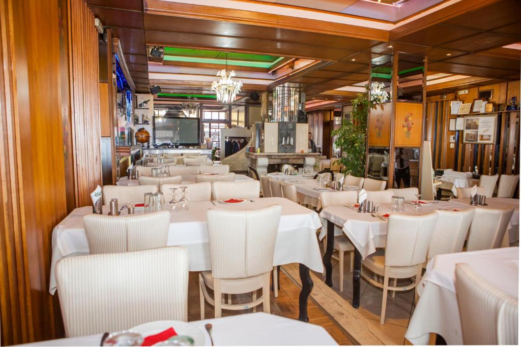 Restaurace v ubytování Hotel Zografos
