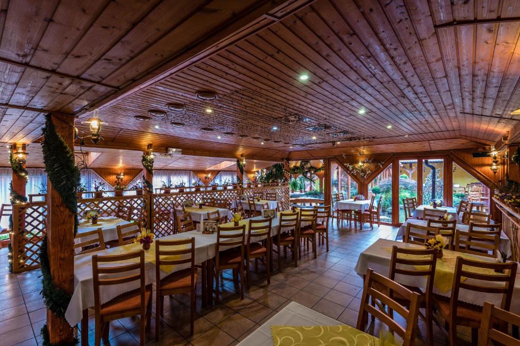 Restaurace v ubytování Rezort u Bobiho