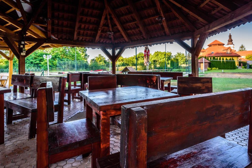 Restaurace v ubytování Rezort u Bobiho