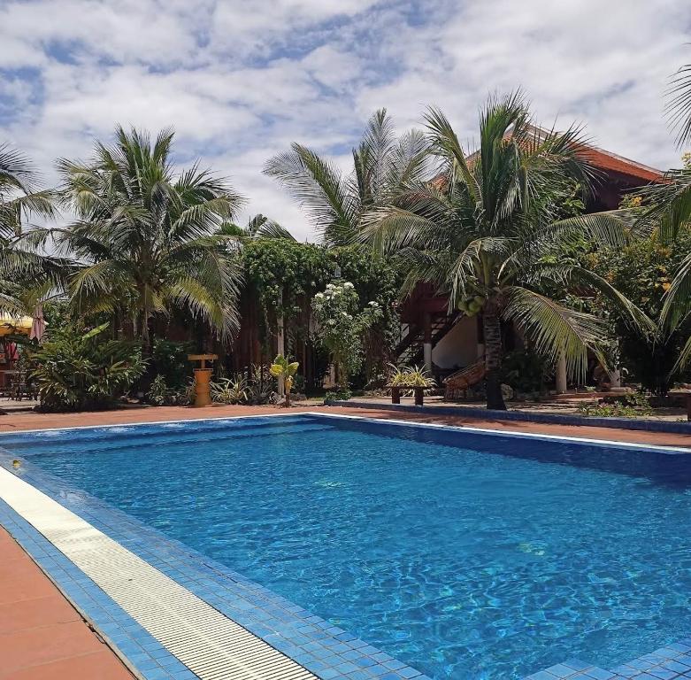 Tv Paradise Hotel & Resort 7