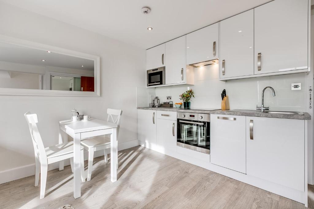 Nell Gwynn Chelsea Accommodation - Studio