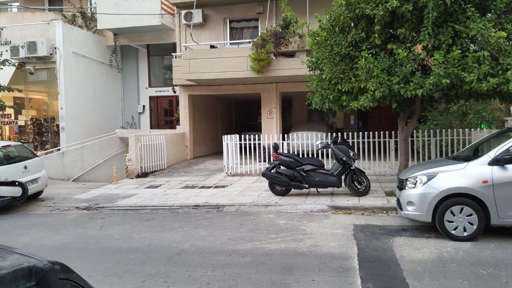 Captains 2-Bedroom Suite in Athens Nea Smyrni - Suite De Deux Chambres
