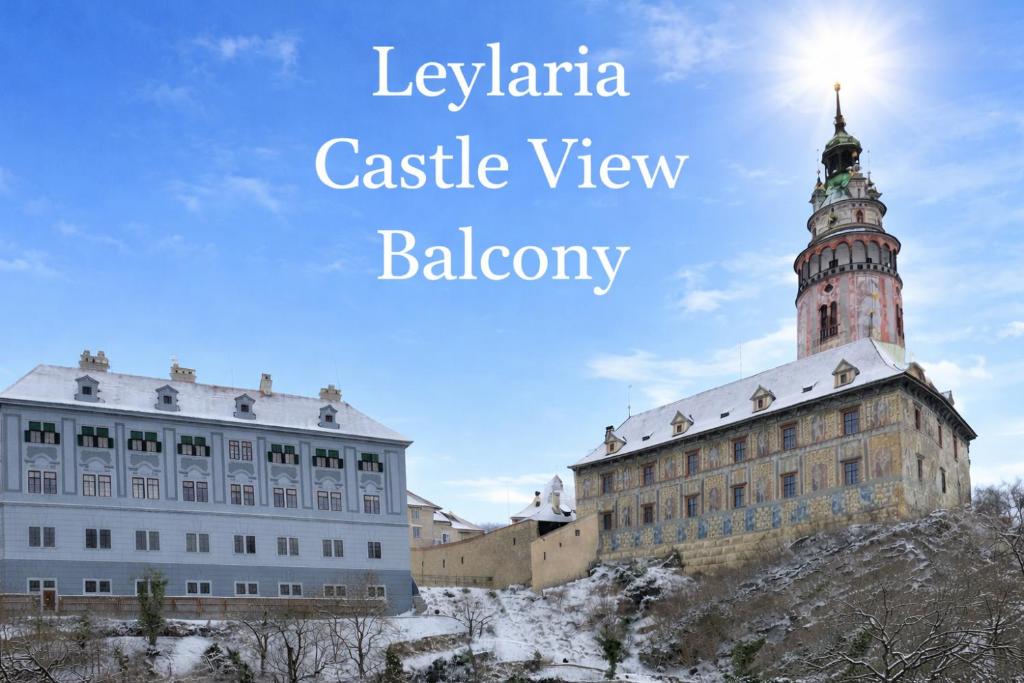 a picture of a castle with the text lekki castle view delusion at Leylaria in Český Krumlov