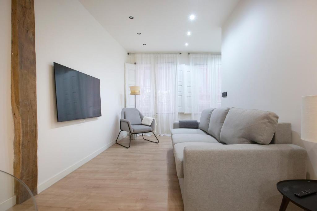 Renovated Apartment in Historic Bilbao Old Town
