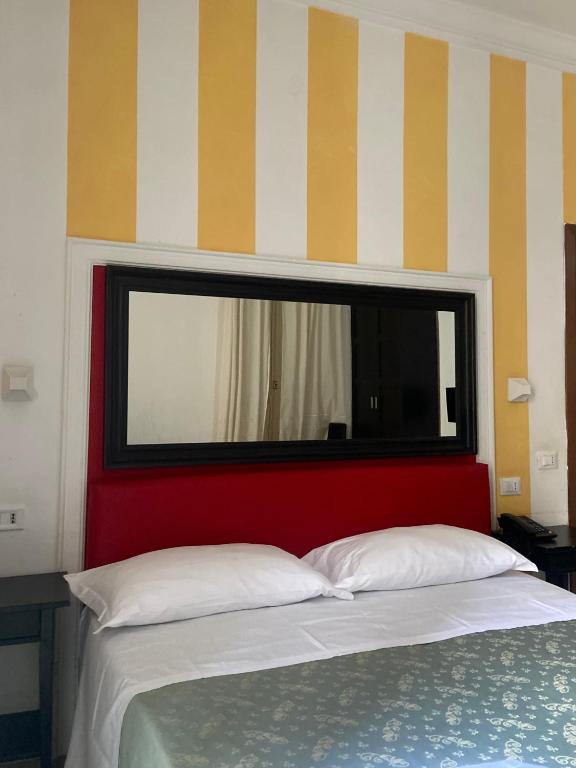 Hotel Center 2 - Triple Room With Balcony