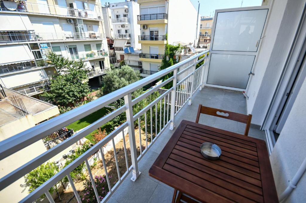 Alexandra Apartment
