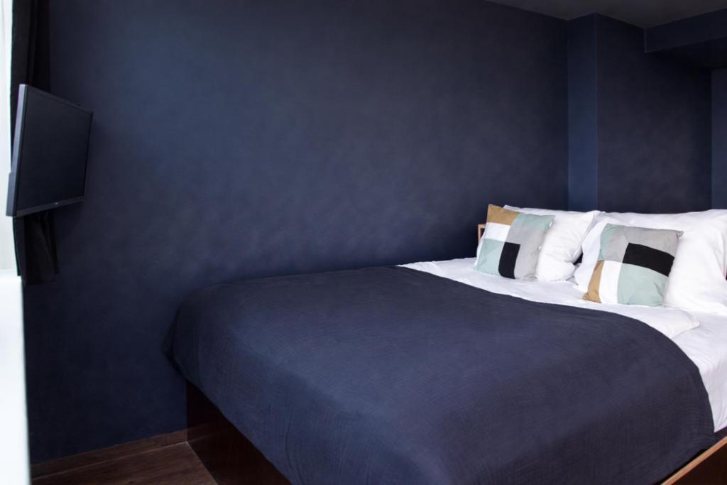 Base Apartments - 