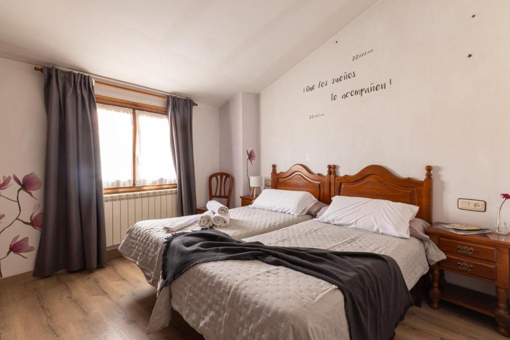 Hostal La Balsá - Housity