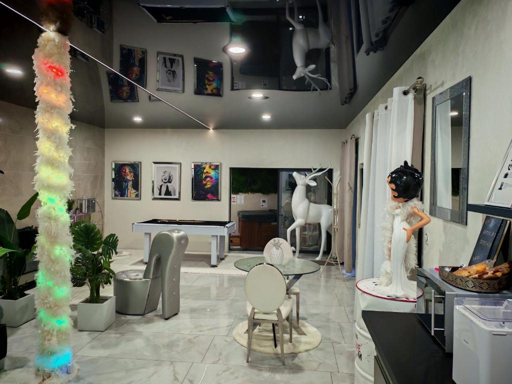 Maloveroom, 2 Suites d'exceptions - Deluxe Suite