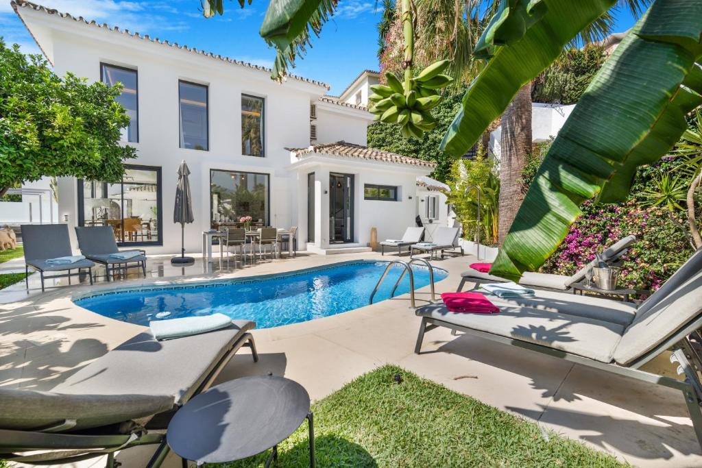 Villa Bella by Finest Rentals