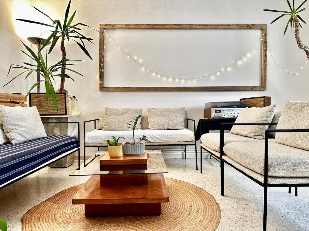 96 Sqm last floor apartment