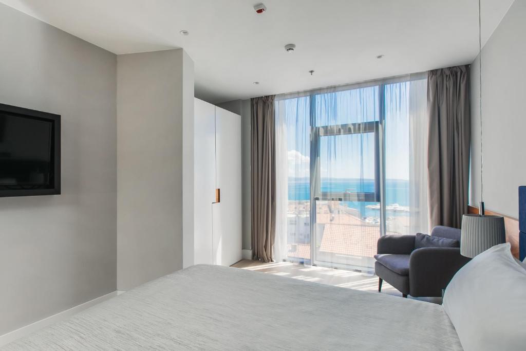 Marvie Hotel & Health - Senior Suite With Sea View
