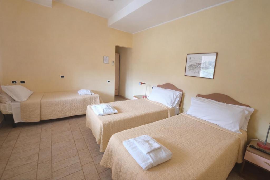 Garden Village San Marino - Quarto Triplo Clássico