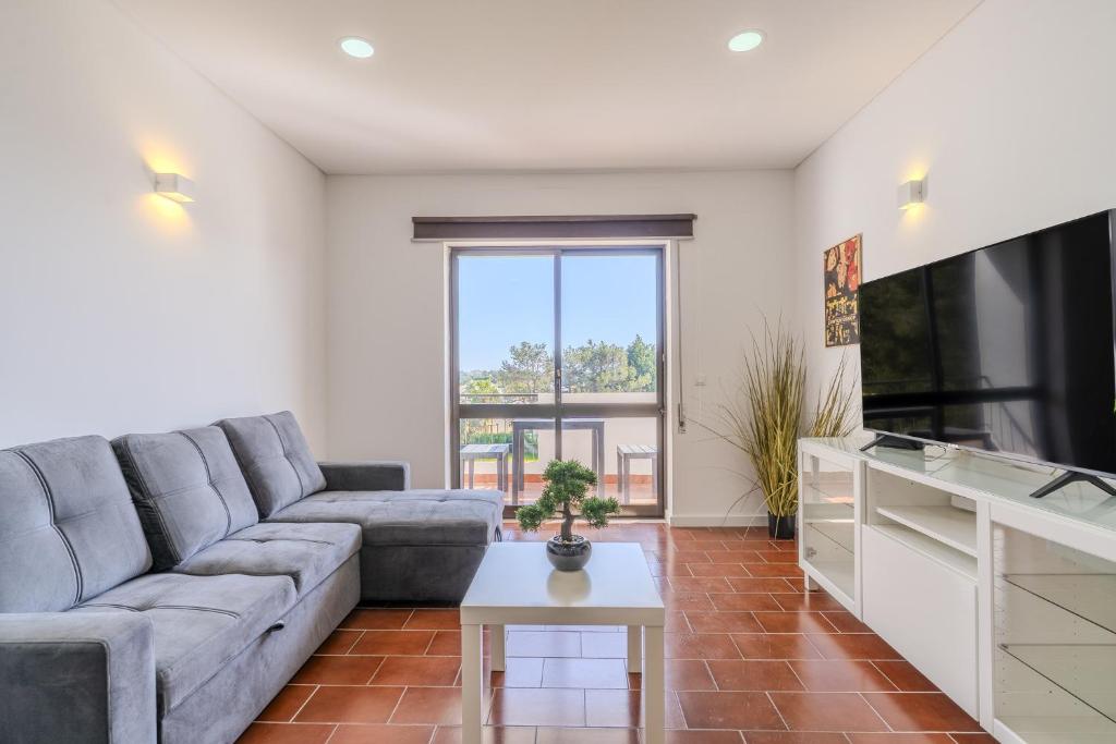 #333 2BR for Families Central Location