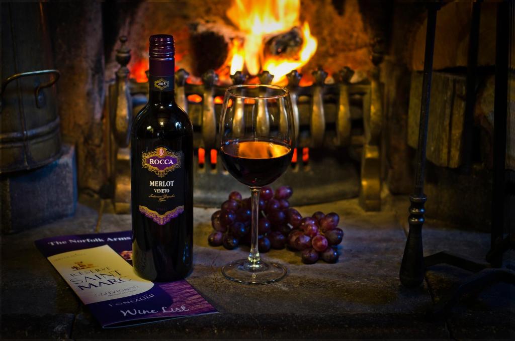 Norfolk Arms Hotel, Ringinglow - Resim 4