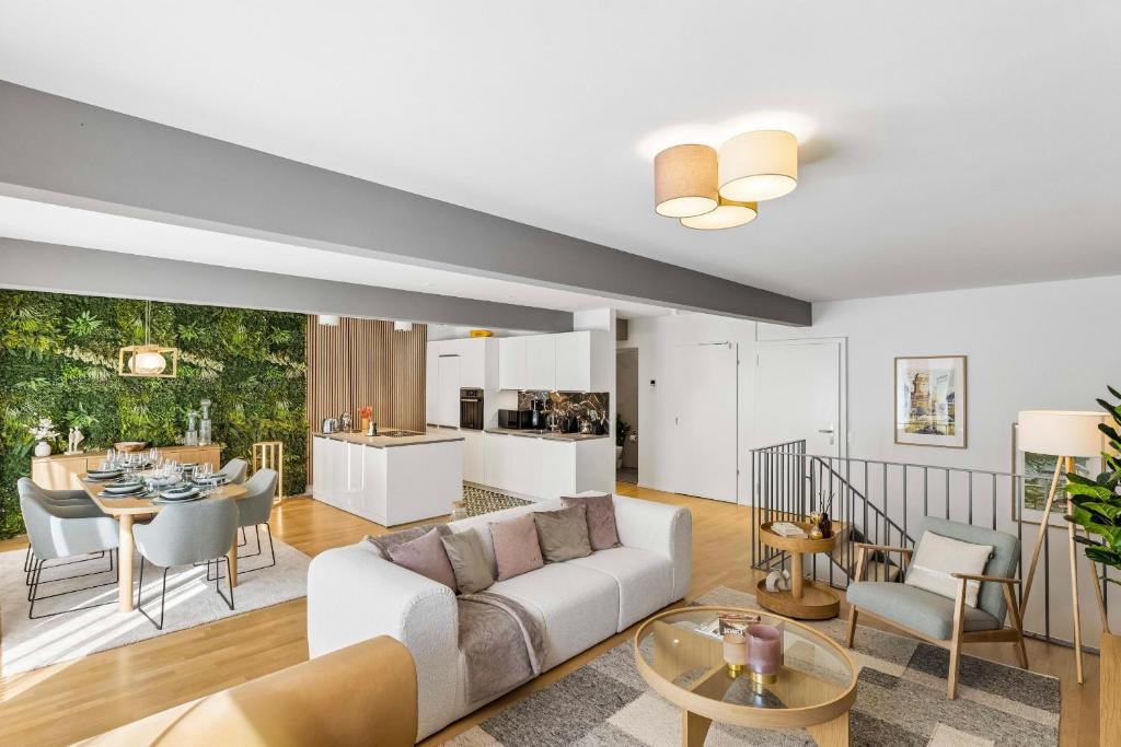 OldTown Penthouse Maisonette AC PrivateRooftop