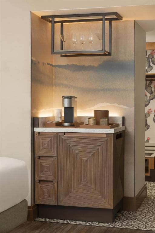 The Scottsdale Resort & Spa, Curio Collection by Hilton photo