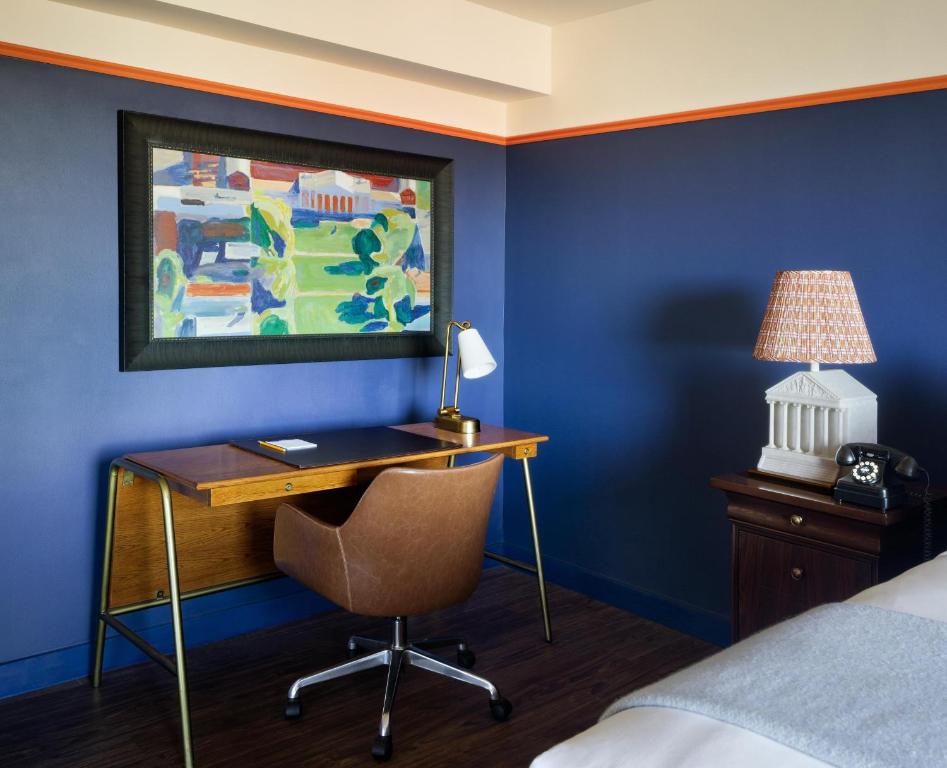 Graduate by Hilton Charlottesville - 