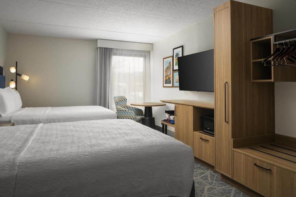 Hampton Inn - York photo