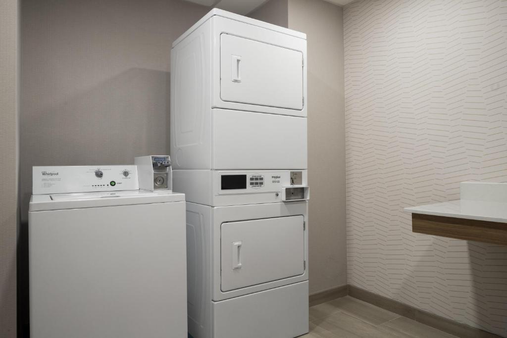 Hampton Inn - York photo