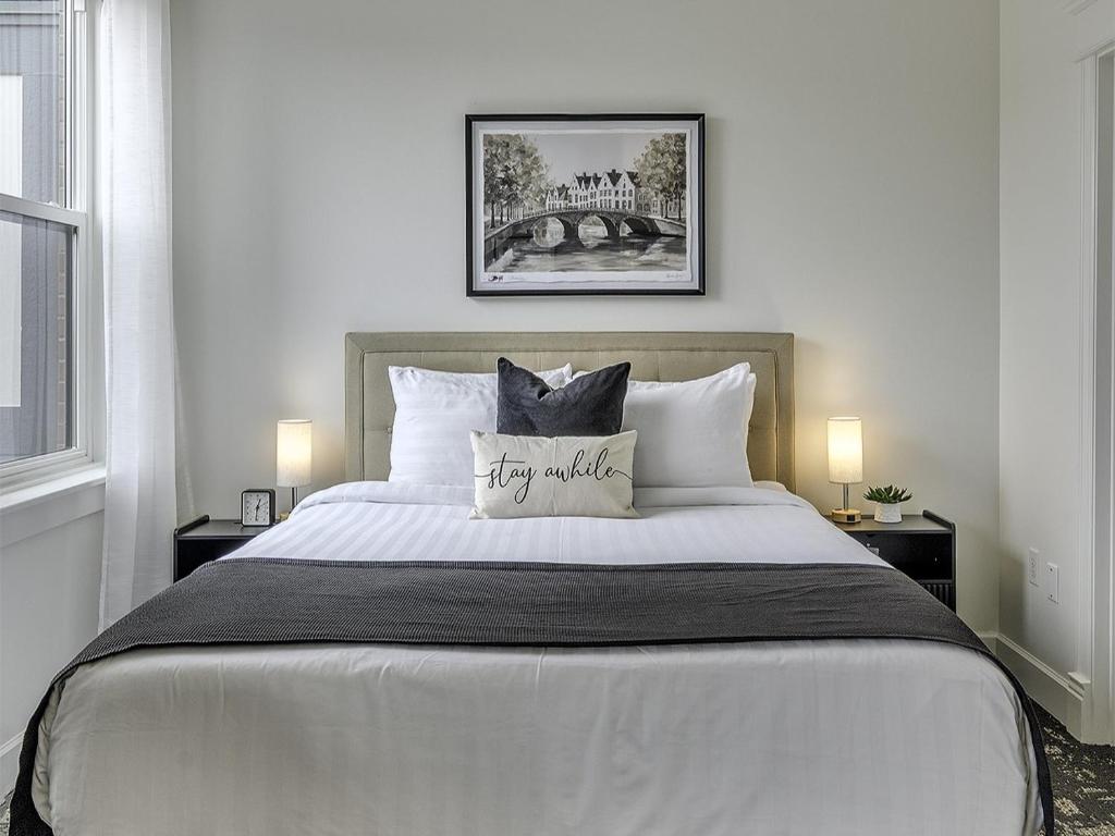 The Orenco Station Hotel - 