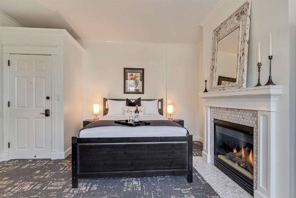 The Orenco Station Hotel - 