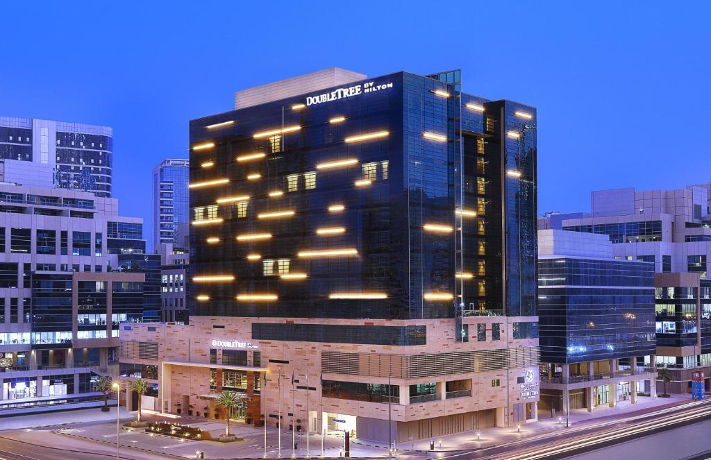 تصویر اتاق‌های DoubleTree by Hilton Dubai - Business Bay - تصویر ۲