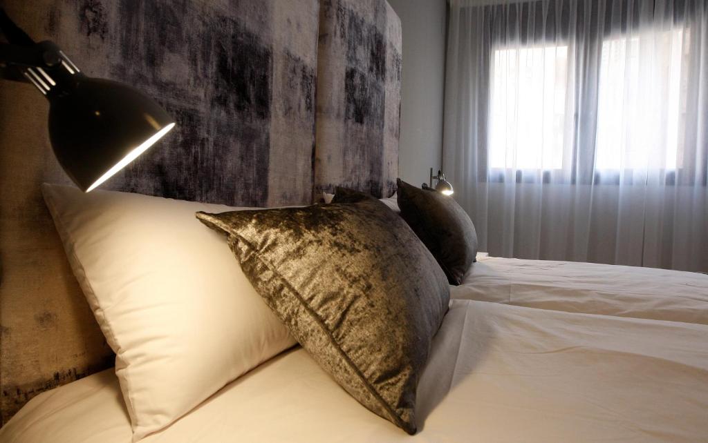 Apartamentos Real Lleida - Maisonette的天气
