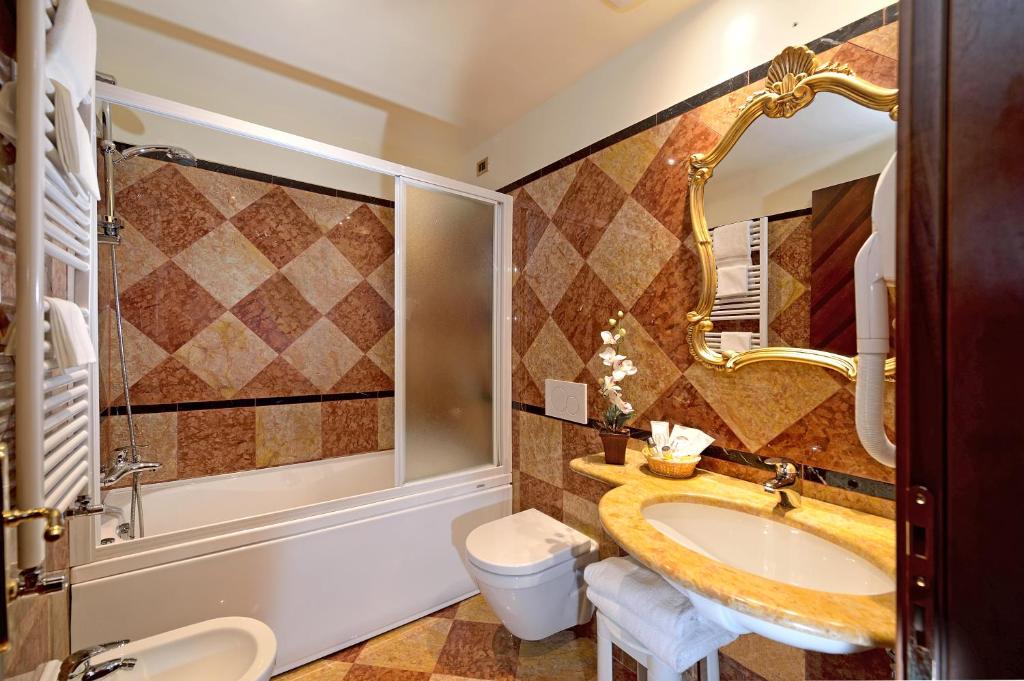 Koupelna v ubytování Hotel Città Di Milano