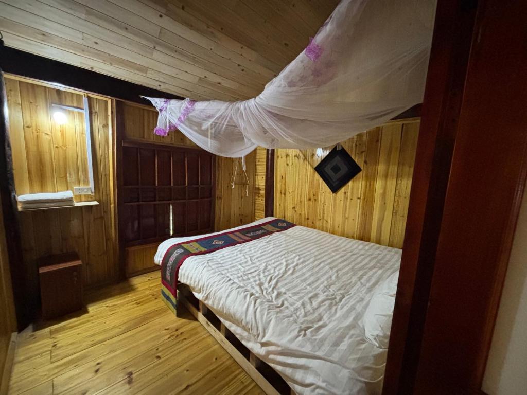 Sapa Fantasea Homestay - Habitación Doble Con Baño Compartido