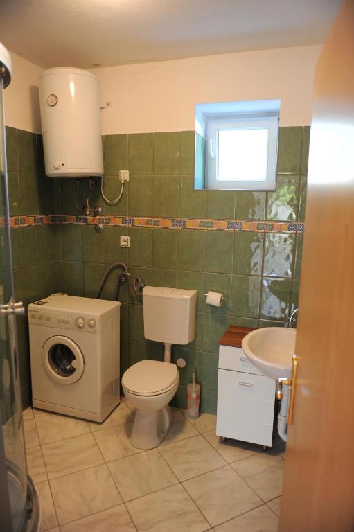Koupelna v ubytování Apartment Matini Dvori