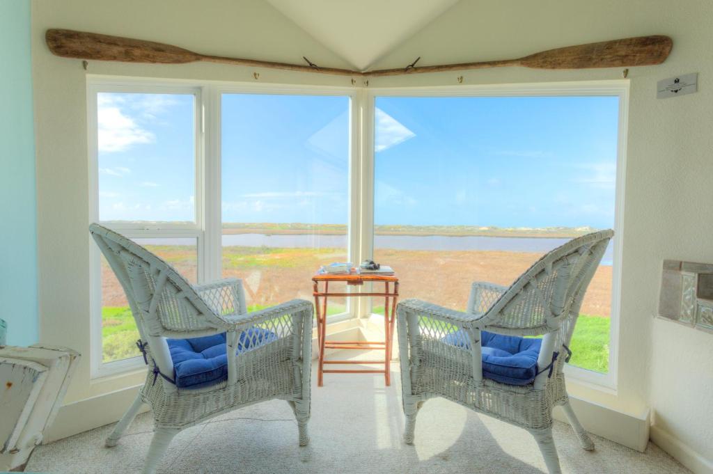 Captain's Inn at Moss Landing - Salle Roi Supérieure