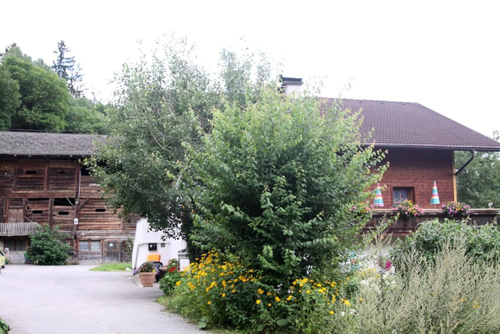 The building in which Az apartmant is located