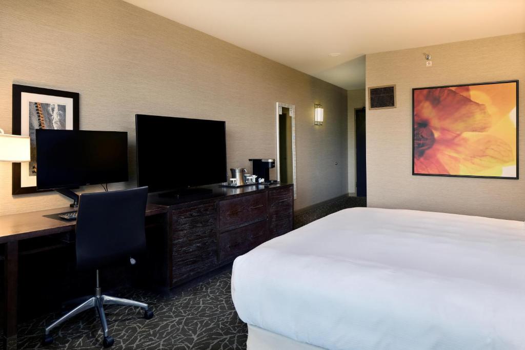 Hilton La Jolla Torrey Pines photo