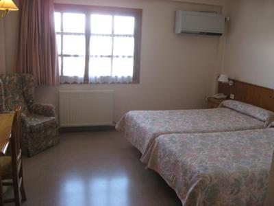 Hotel Anaya (Spagna Puente La Reina de Jaca) - Booking.com