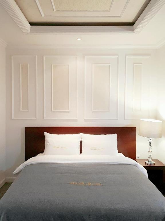 Hotel Parkwood Incheon Airport photo
