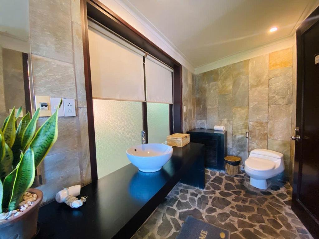 Bungalow Luxury Nhìn Ra Vườn
