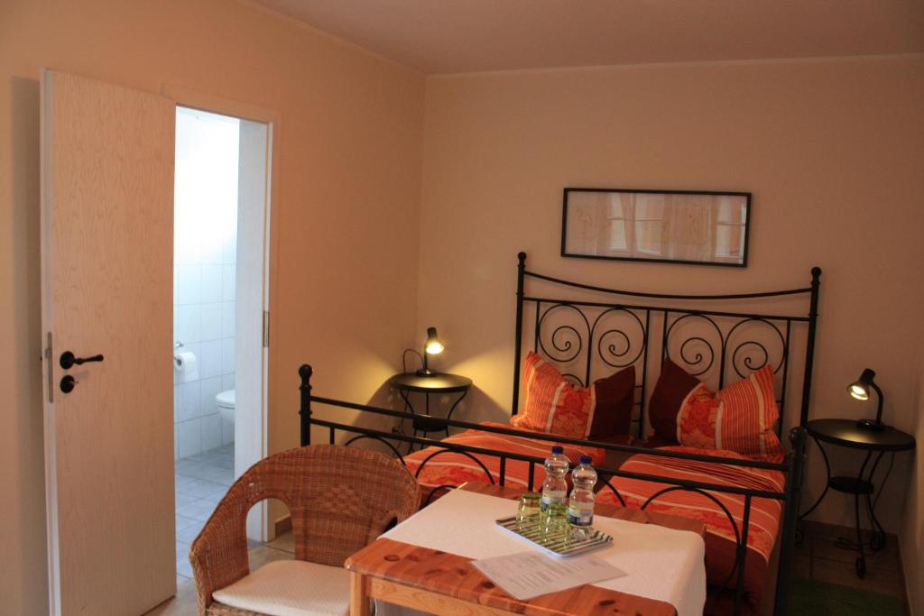 Haus Buchheim - Pension am Schloss - 7