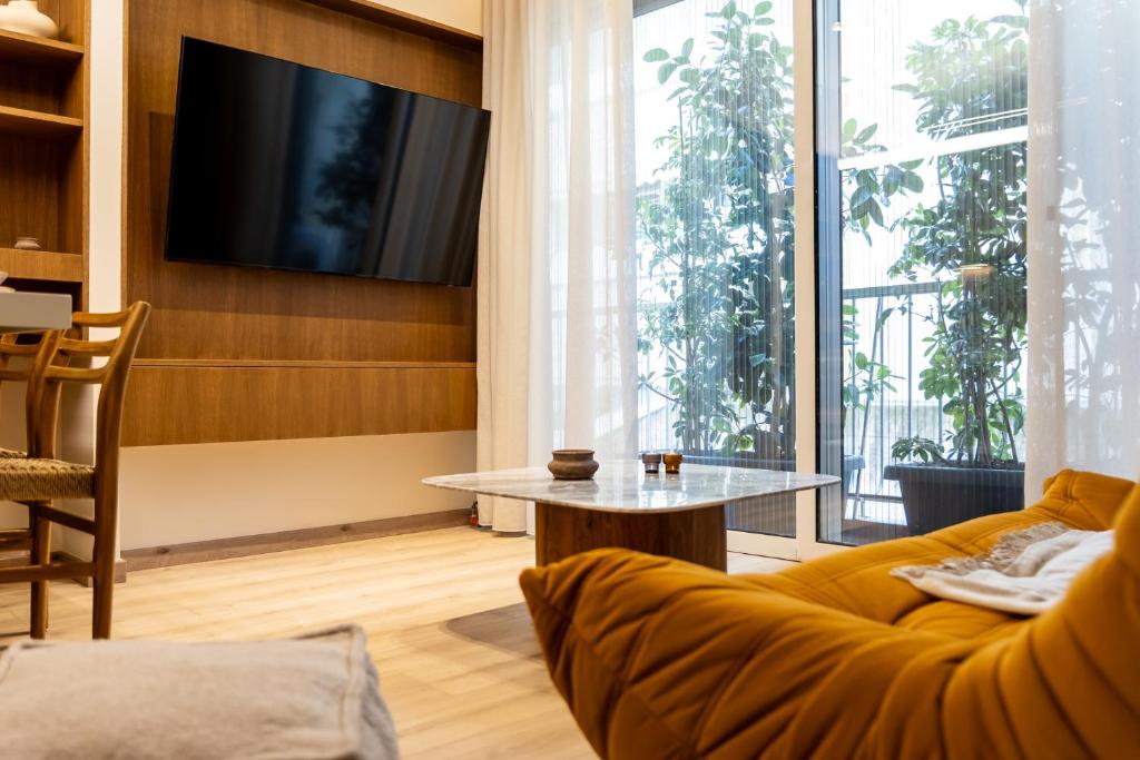 Petralona 2BD by Lumen Living