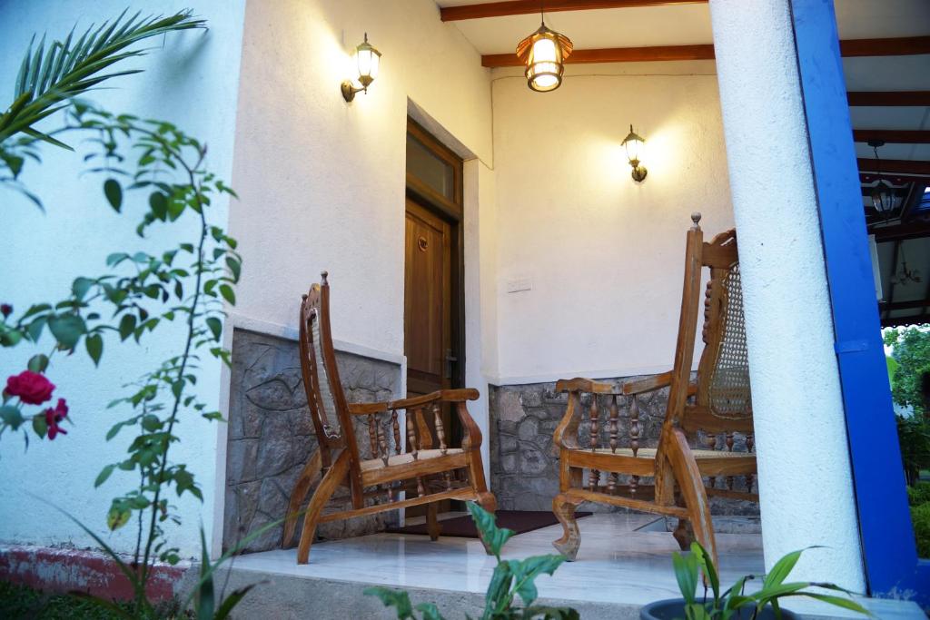 Patio nebo venkovní prostory v ubytování Kandy Moon Hills Hotel