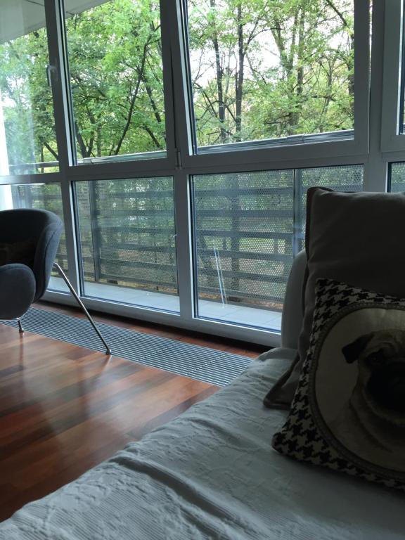 Solec Residence