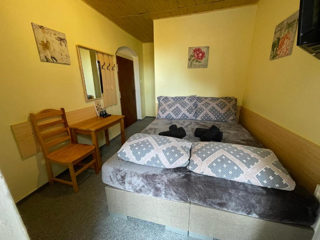 Pension V Pohodě - Double Room With Balcony