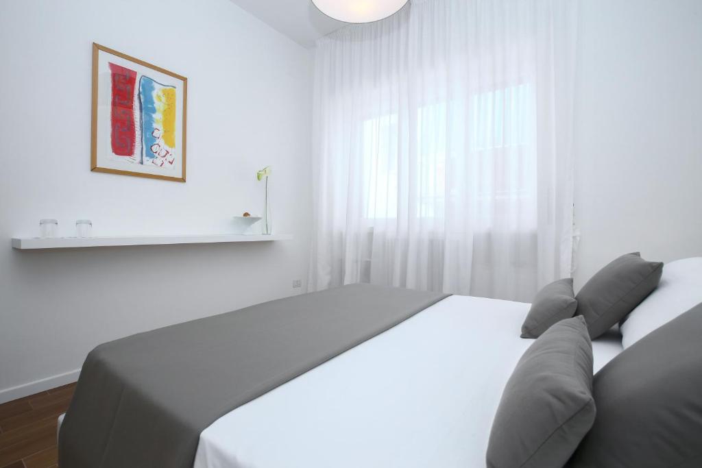 Starhost - GOLDEN APARTMENTS - Apartment