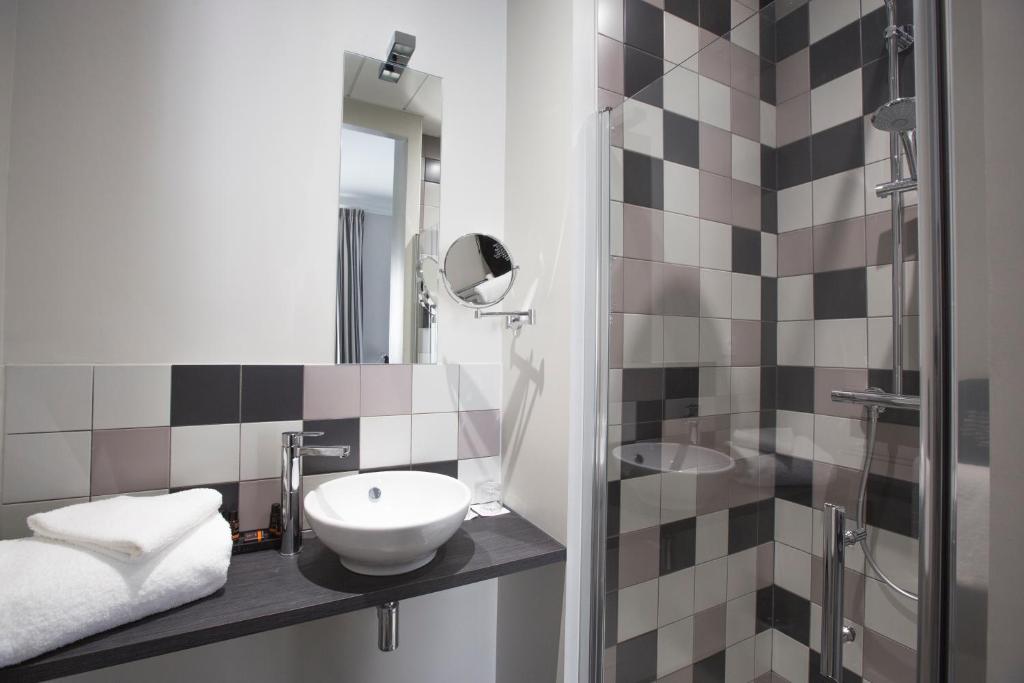 Hôtel de Tourny - Boutique Hôtel Bordeaux Centre - Resim 2