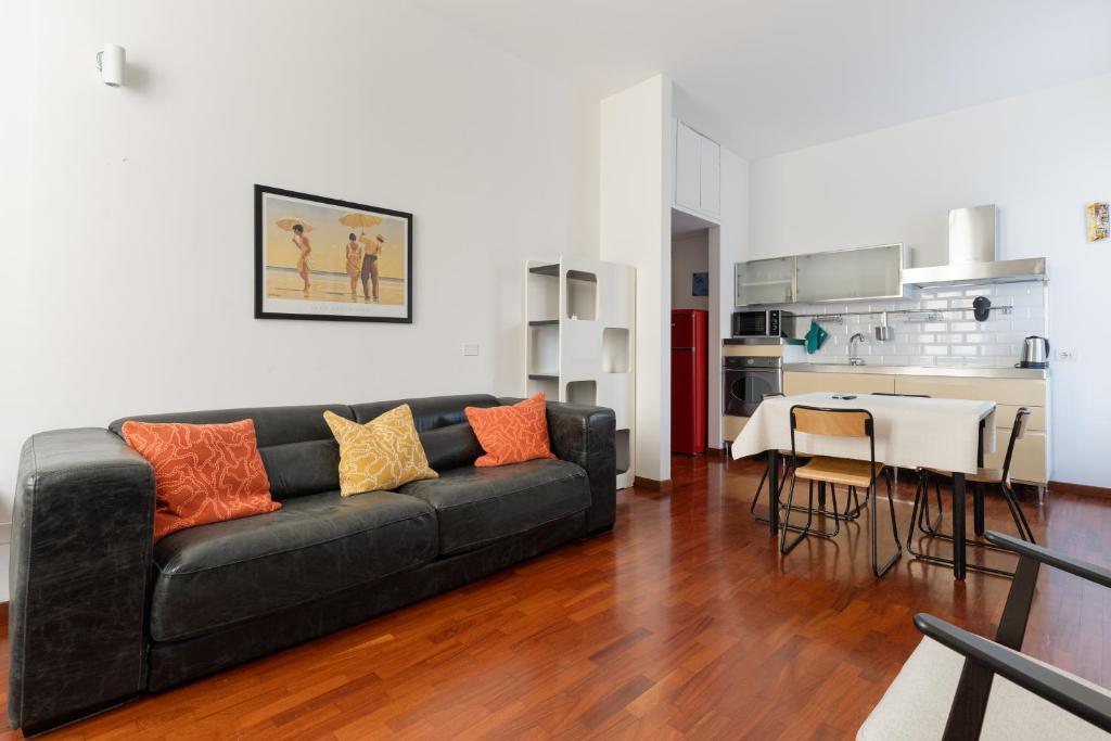 GuestHost - Comfy Terrazza Farini Apt in Derganino