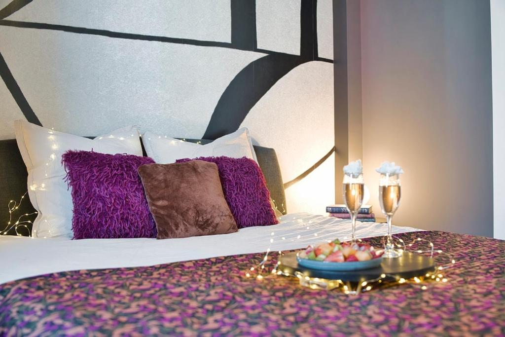 The Purple Suite - Duplex - Mulhouse Center – photo 49